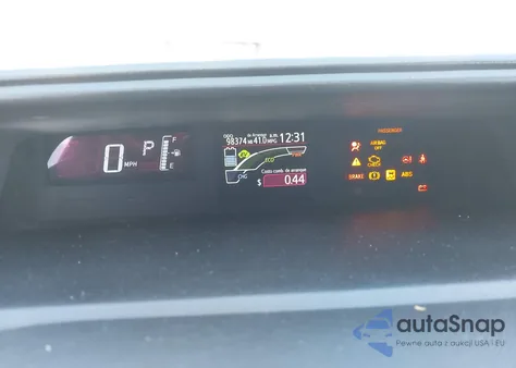 2015 Toyota Prius C Four/One/Three/Two из США, поврежденный, VIN JTDKDTB32F1582403